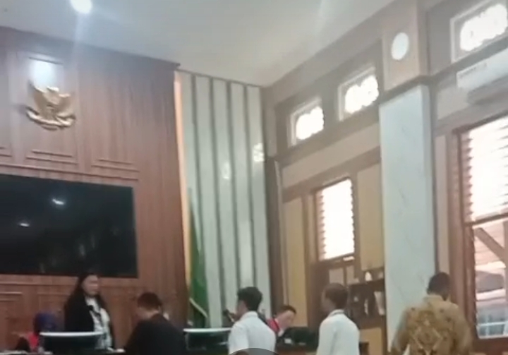 uasa Hukum Paparkan Dasar Gugatan dan Pembelaan dalam Sengketa Tanah Ahli Waris  Perbedaan Dasar Kepemilikan Tanah Menjadi Fokus Perdebatan Para Pihak