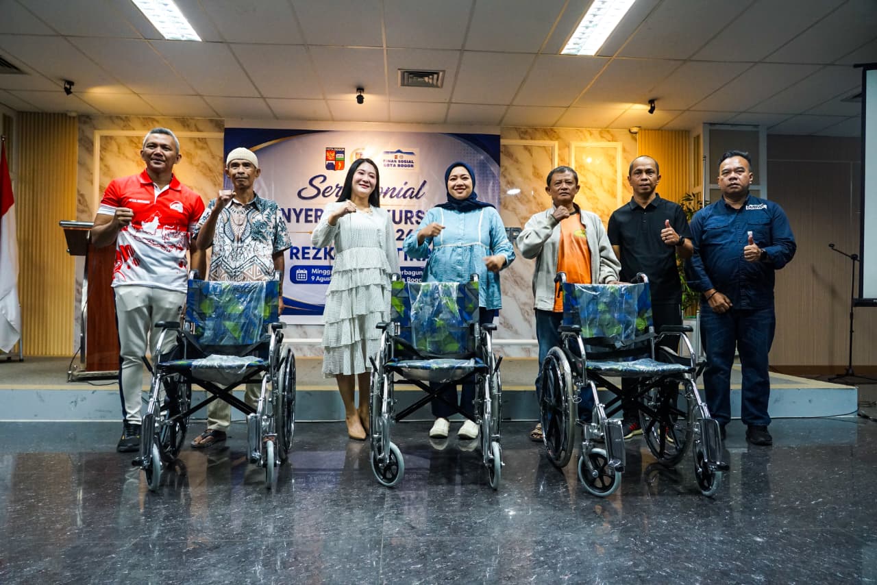 Bantuan Kursi Roda untuk 38 Warga Kota Bogor