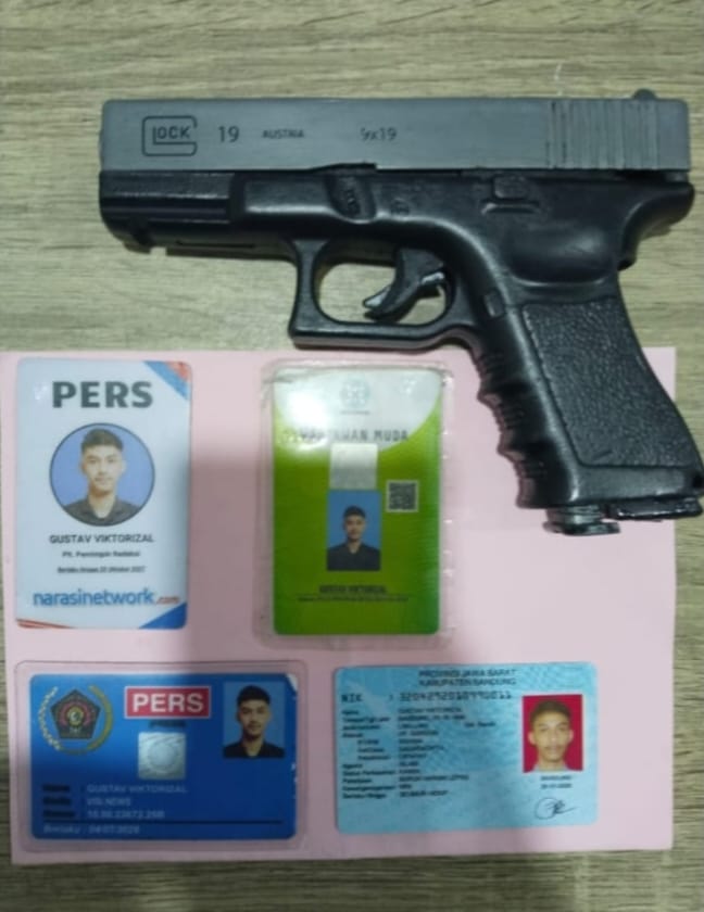 Polisi Amankan Airsoft Gun dan Sejumlah Kartu Pers dalam Kasus Dugaan Pemalakan di Baleendah